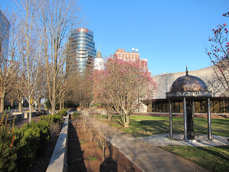 main street knoxville